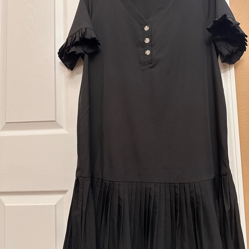 Black Ruffle Short Sleeve Dress